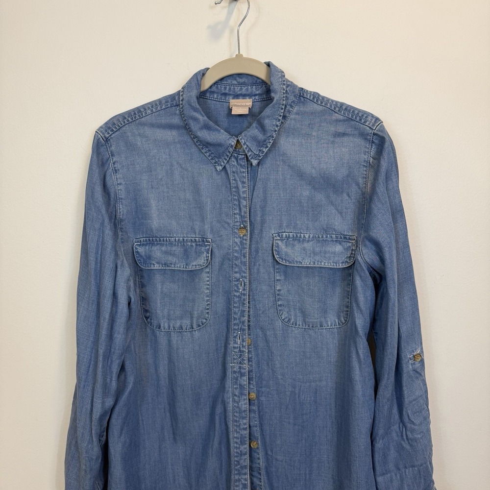 NWT Chico's 1 Medium Basic Denim Button Down Tuni… - image 2